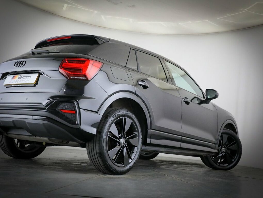Audi Q2 1.5L S Line Black #6