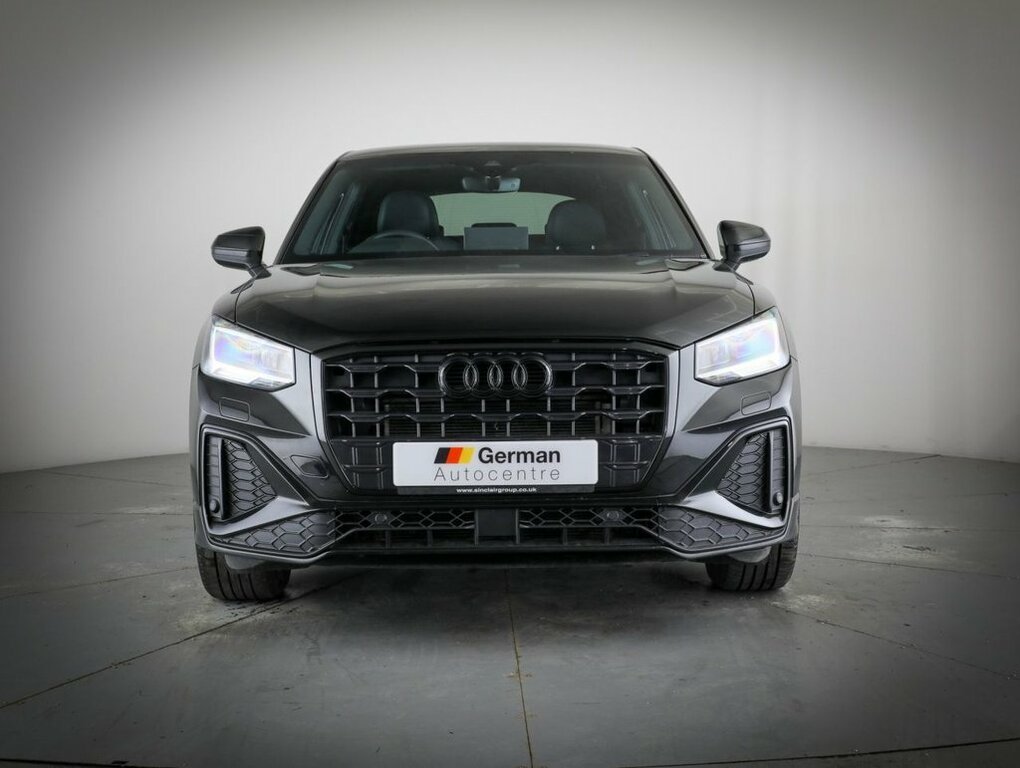 Audi Q2 1.5L S Line Black #4