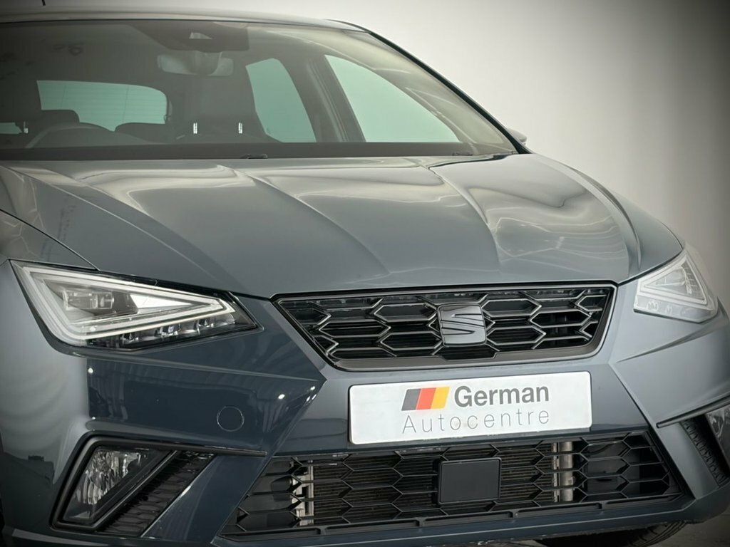 Seat Ibiza 1.0 Tsi Se Technology Hatchback White #10