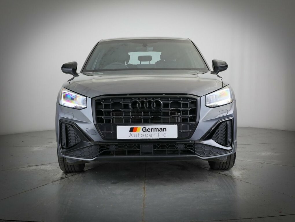 Audi Q2 1.5L S Line Grey #4
