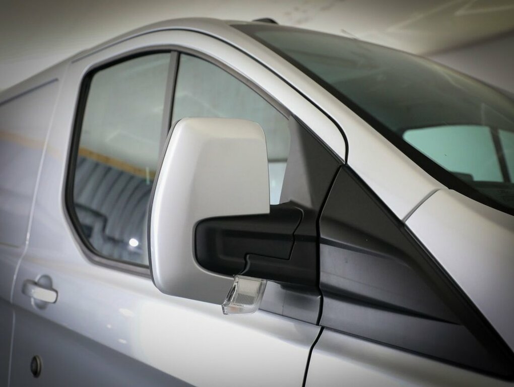 Ford Transit Custom 2L Limited LK21VMF Silver #6