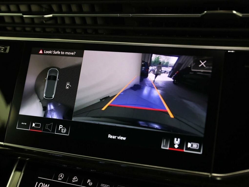 Audi Q7 Q7 Black Edition 55 Tfsi Mhev Quattro Grey #26