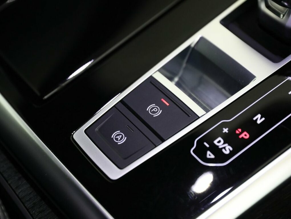Audi Q7 Q7 Black Edition 55 Tfsi Mhev Quattro Grey #35