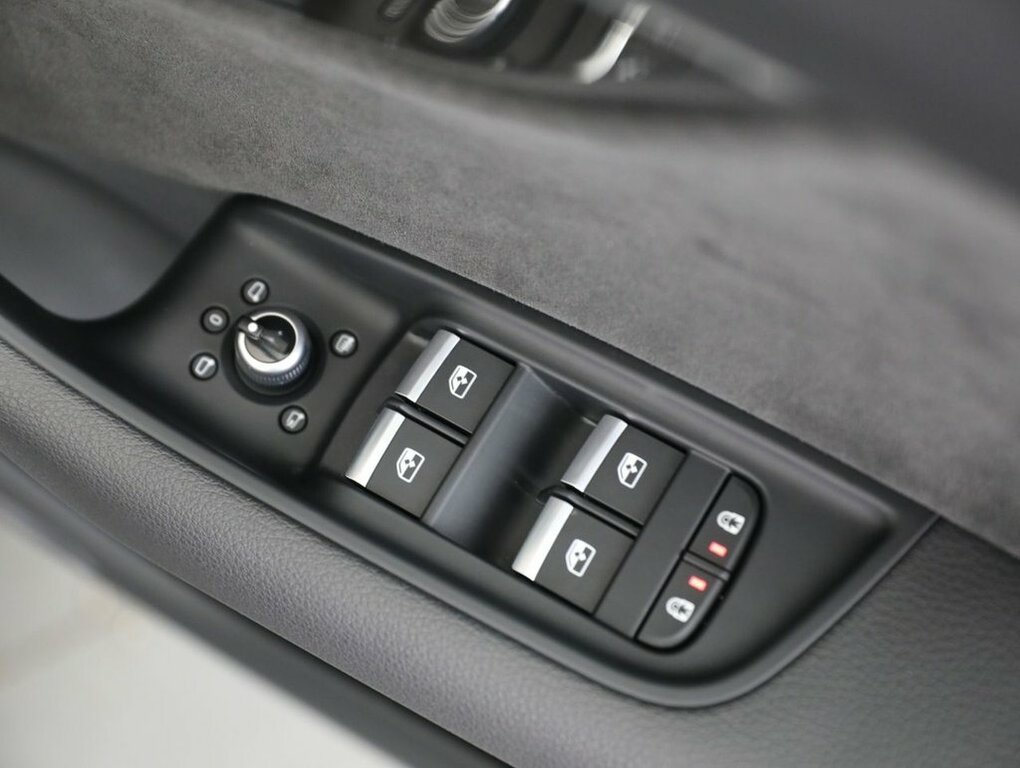 Audi Q7 Q7 Black Edition 55 Tfsi Mhev Quattro Grey #31