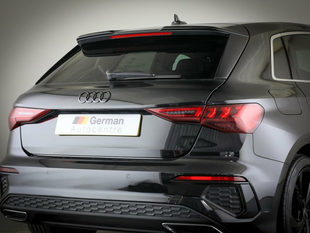 Audi A3 1L S Line Black #5