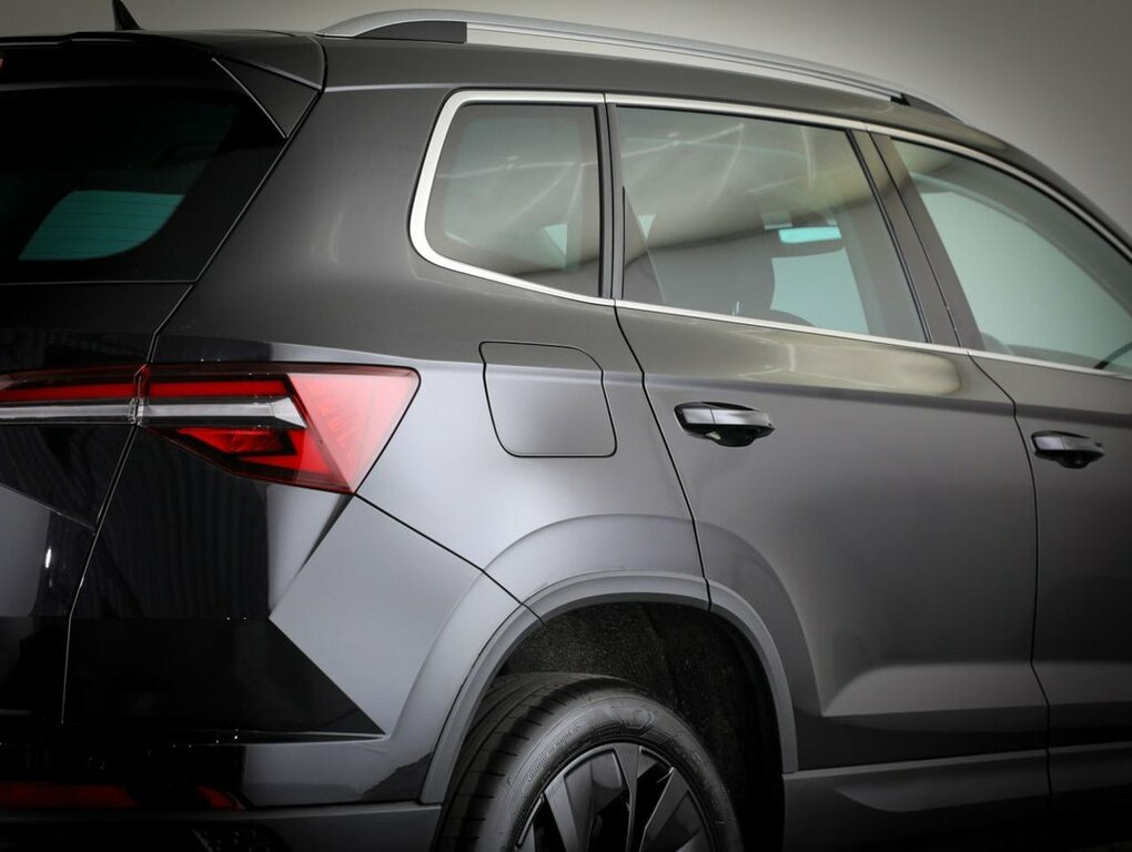 Skoda Karoq 1.5 Tsi Se Drive Black #7