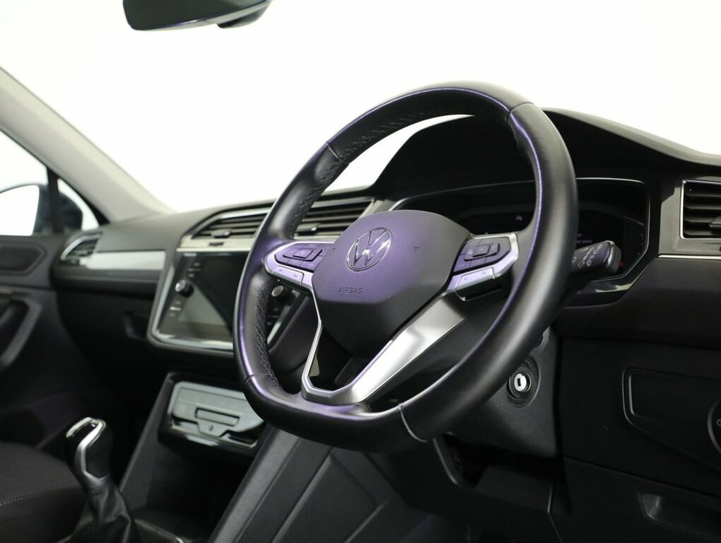 Volkswagen Tiguan Allspace Elegance Blue #31