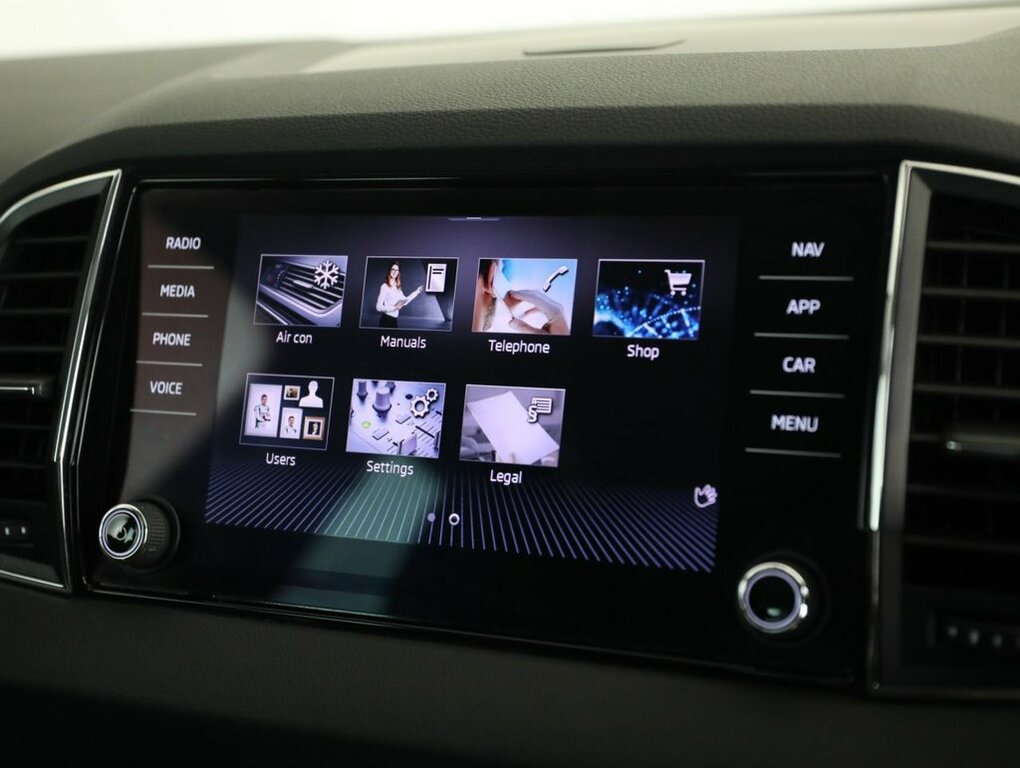Skoda Karoq Sportline Black #36