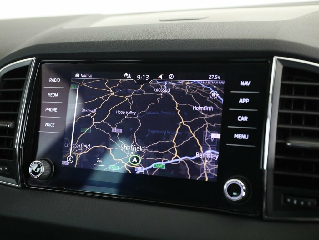 Skoda Karoq Sportline Black #27