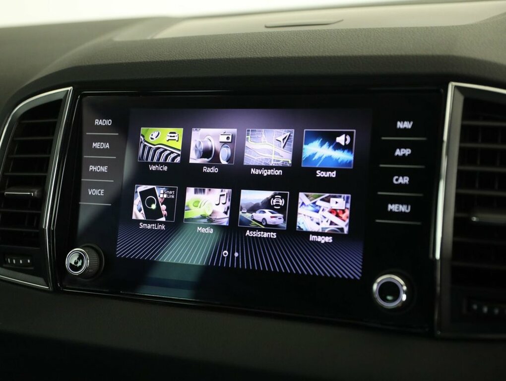 Skoda Karoq Sportline Black #30