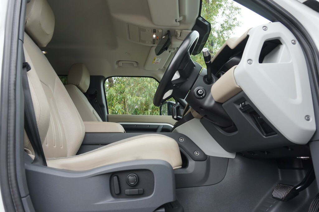 Land Rover Defender Defender S D Grey #27