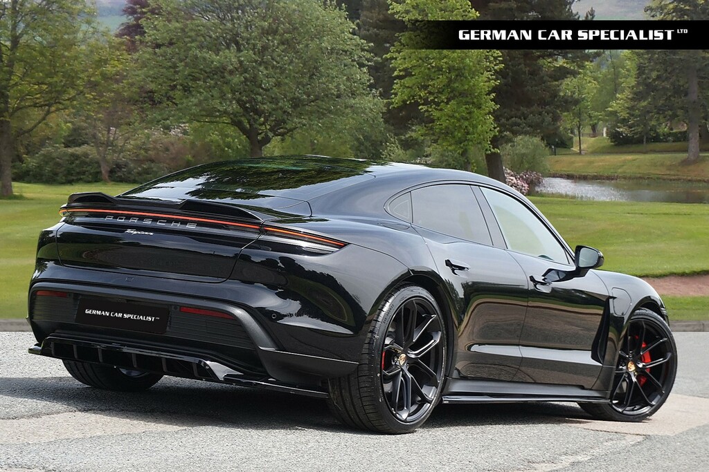 Porsche Taycan Saloon Black #2