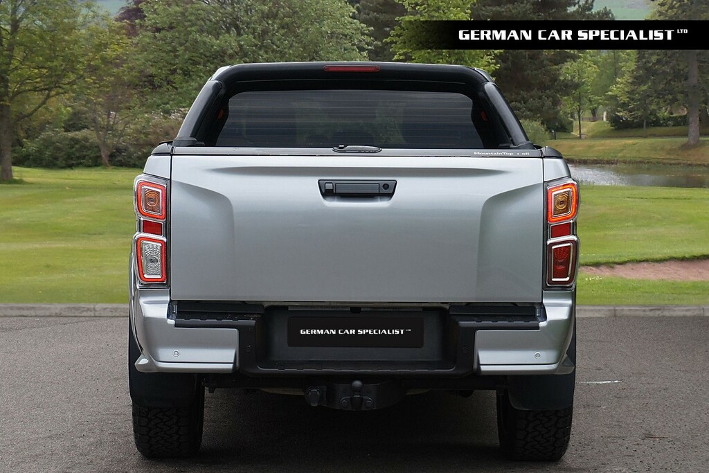 Isuzu D-Max Pickup Silver #9