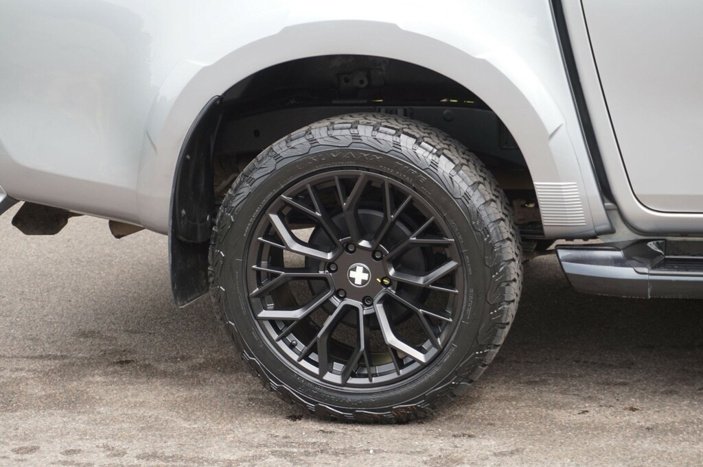Isuzu D-Max Pickup Silver #18