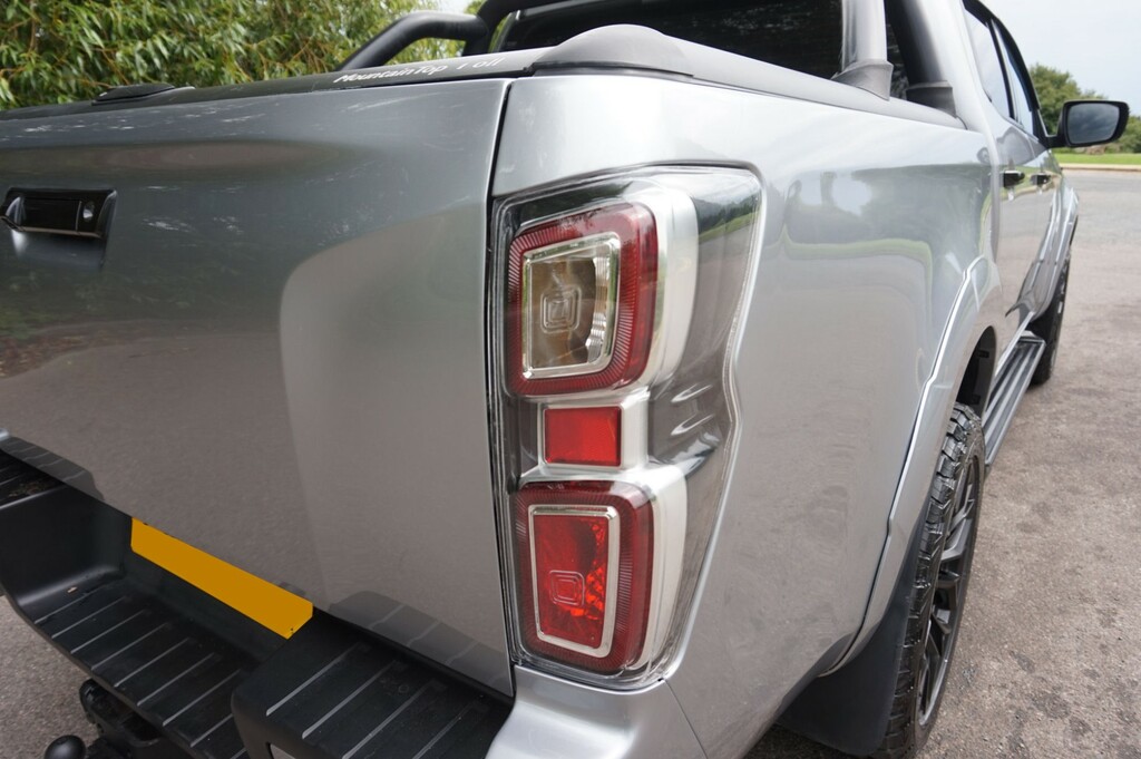 Isuzu D-Max Pickup Silver #22