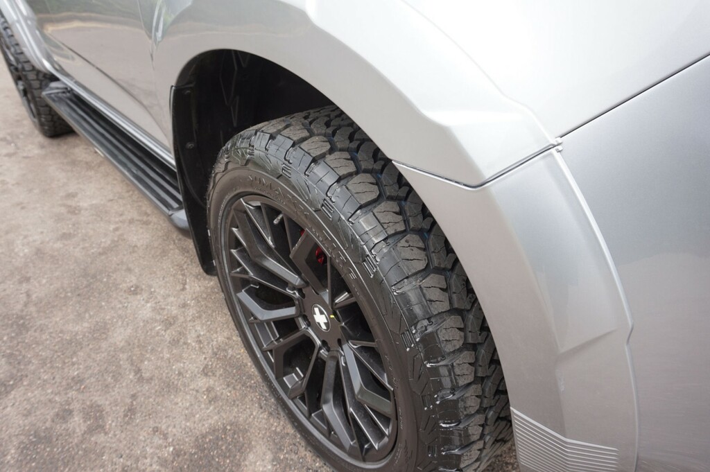 Isuzu D-Max Pickup Silver #23