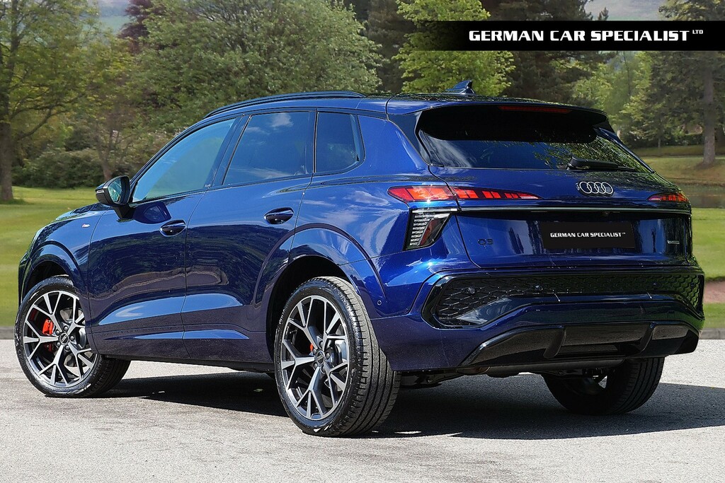 Audi Q3 Estate Blue #2