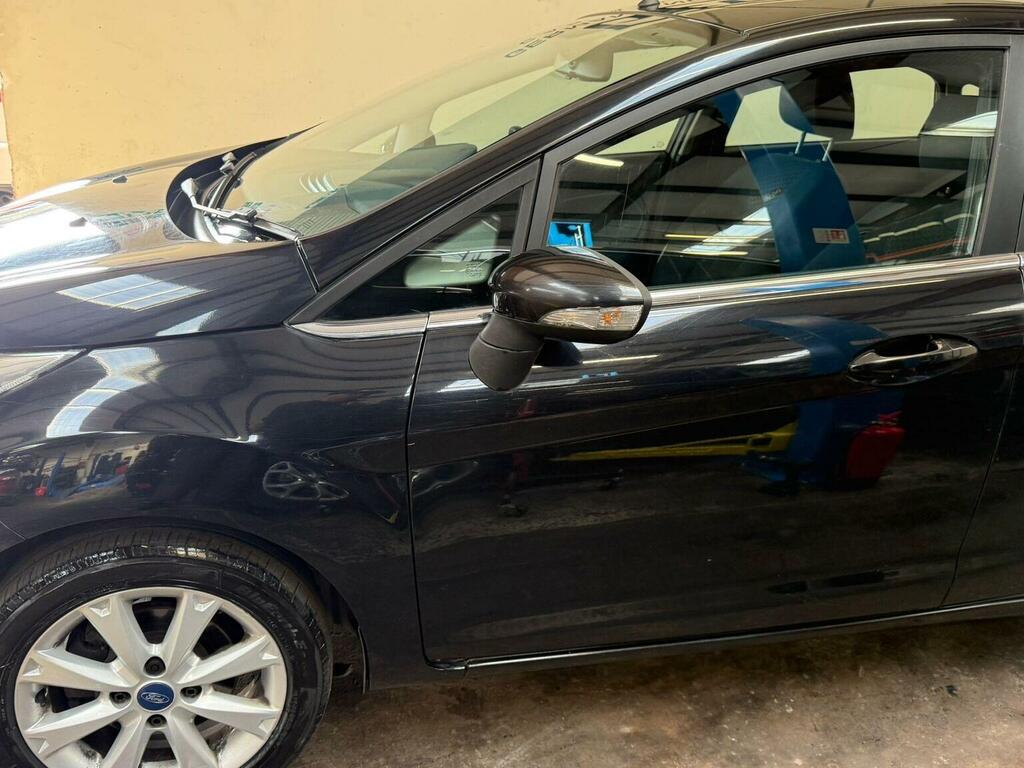 Ford Fiesta Hatchback 1.25 Zetec 201010 MF10OLX Black #5