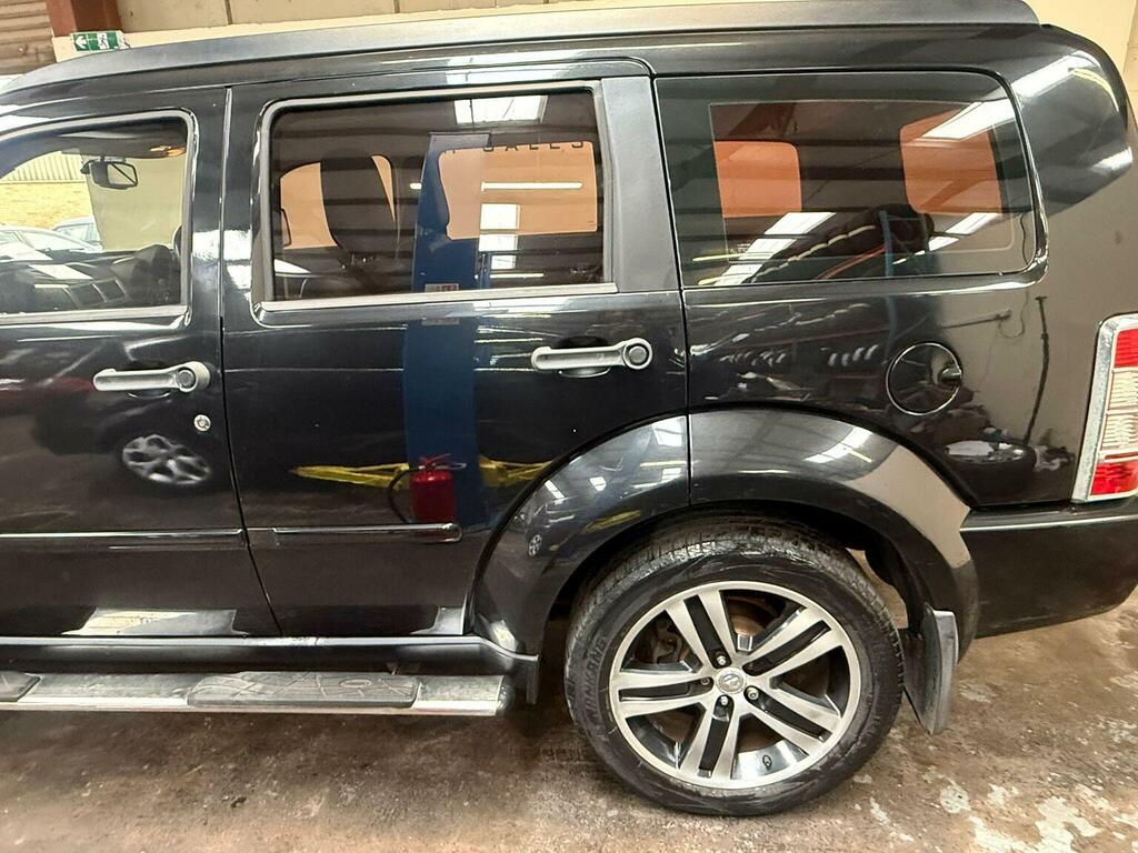 Dodge Nitro Suv 2.8 Crd Sxt 200909 KM09HVE Black #6