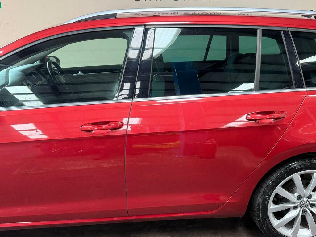 Volkswagen Golf Estate 2.0 Tdi Bluemotion Tech Gt Euro 6 Ss BU16XHD Red #5