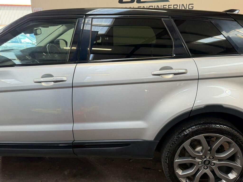 Land Rover Range Rover Evoque 2.0 Td4 Se 177 Bhp White #9