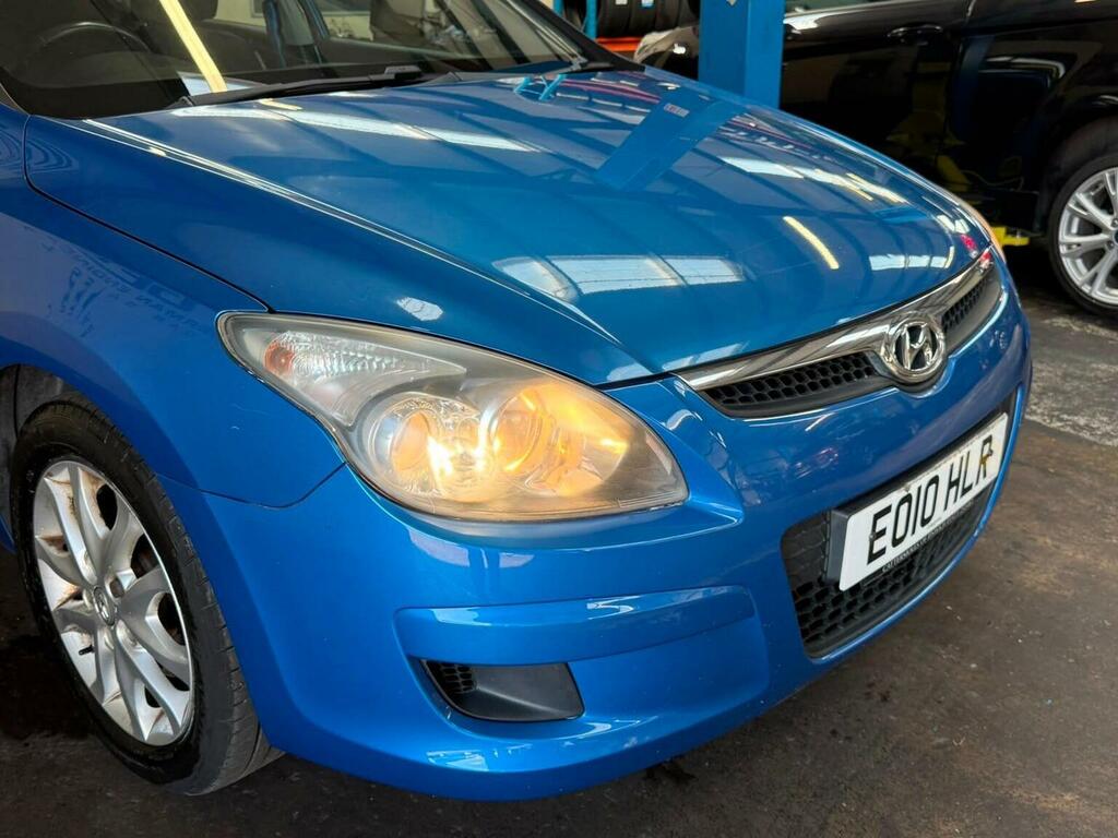 Hyundai I30 Hatchback Red #13
