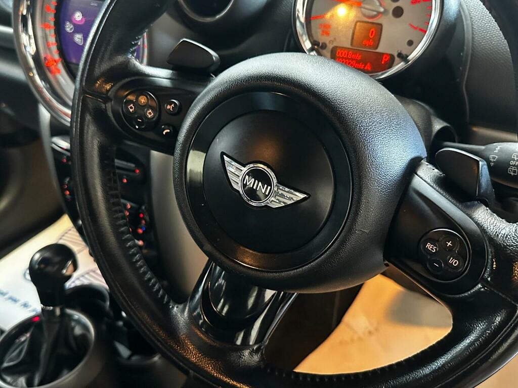 Mini Countryman 1.6 Cooper -1 Former Keeper 12 Services- White #15