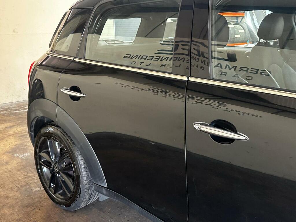 Mini Countryman 1.6 Cooper -1 Former Keeper 12 Services- White #10