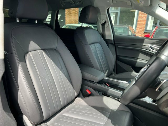 Audi E-tron Audi S Line 50 Quattro 230,00 Kw Black #15