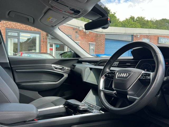 Audi E-tron Audi S Line 50 Quattro 230,00 Kw Black #12