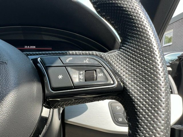 Audi A4 Avant 2L S Line Grey #34