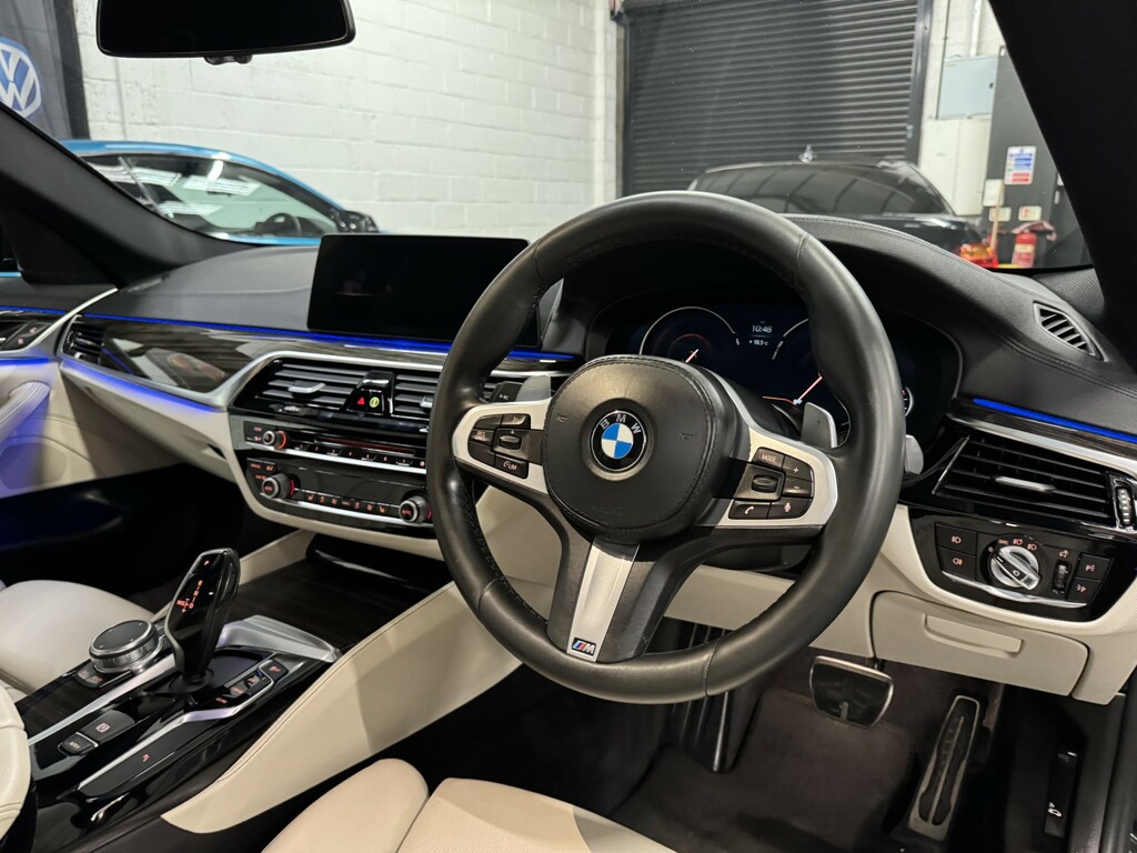 BMW 5 Series 3.0 530D M Sport Saloon Black #3