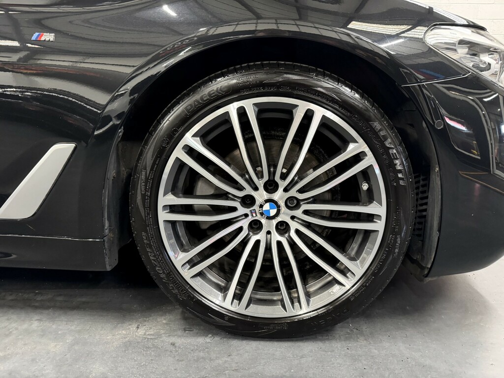 BMW 5 Series 2.0 520D M Sport Touring Black #4