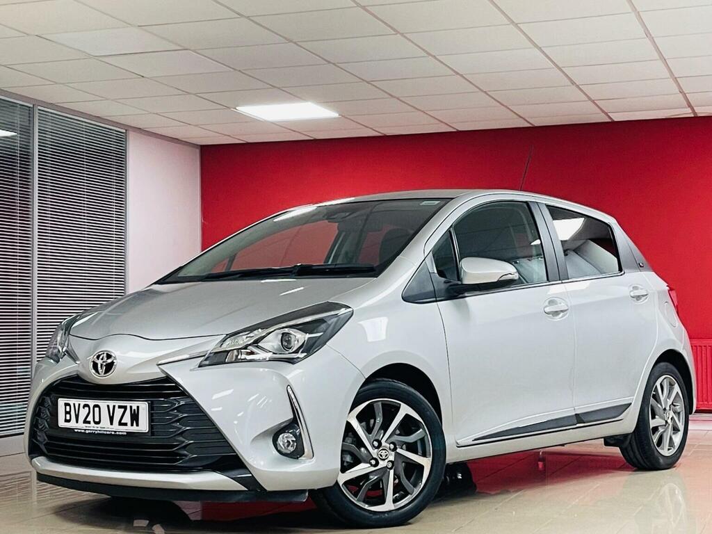 Toyota Yaris Hatchback 1.5 Vvt-i Y20 Bi-tone Cvt Euro 6 20 Silver