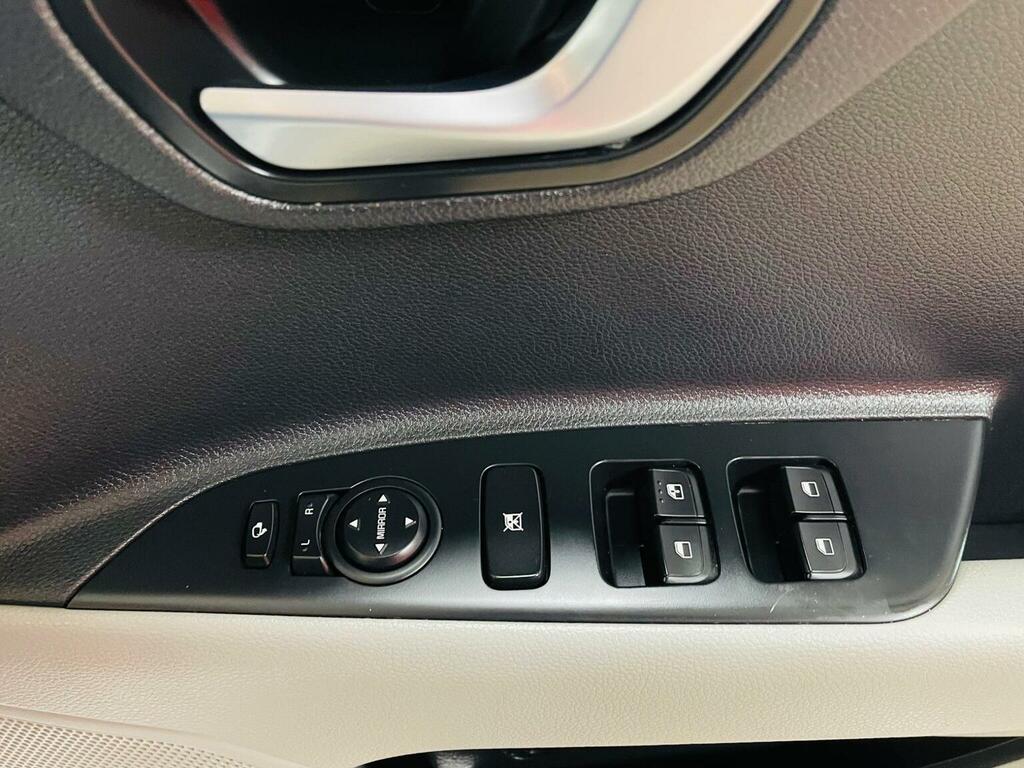 Kia Stonic 2 Isg Black #18