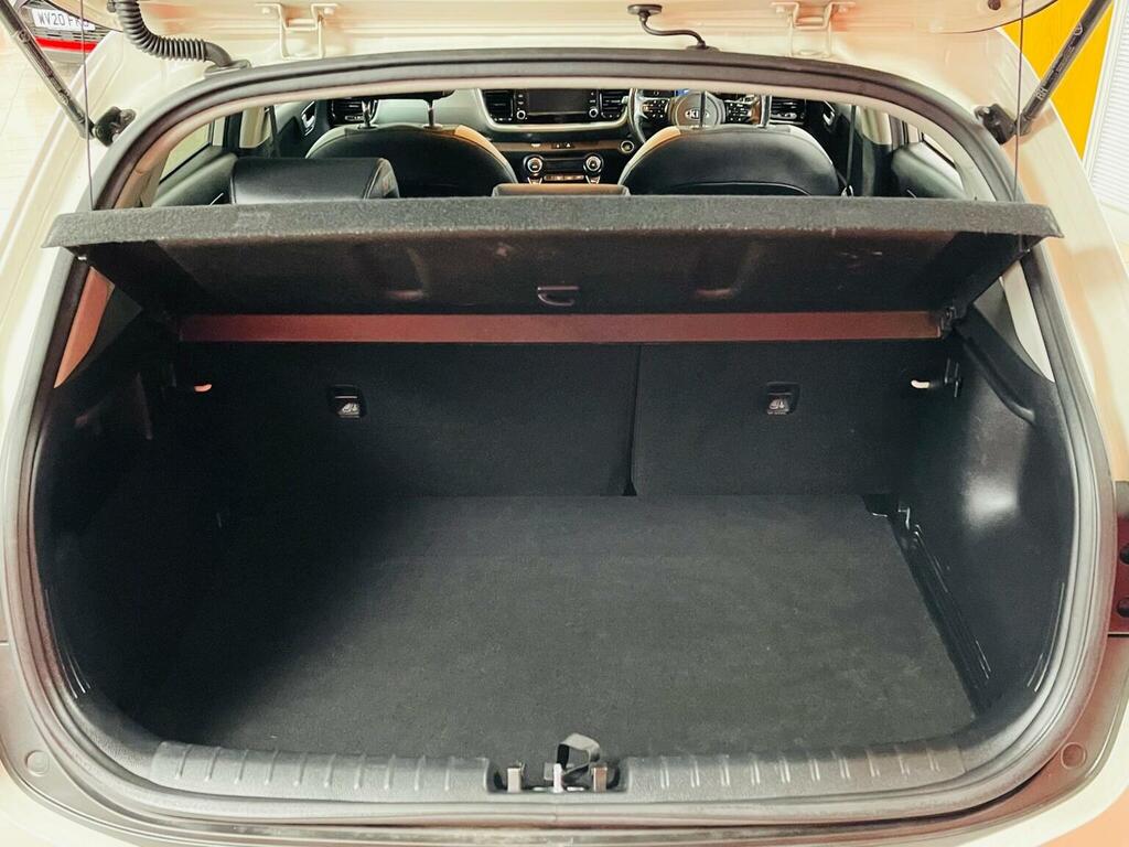 Kia Stonic 2 Isg Black #12