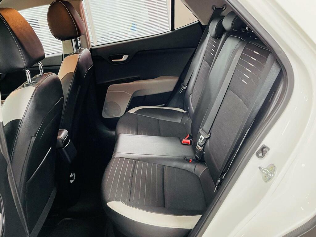 Kia Stonic 2 Isg Black #9