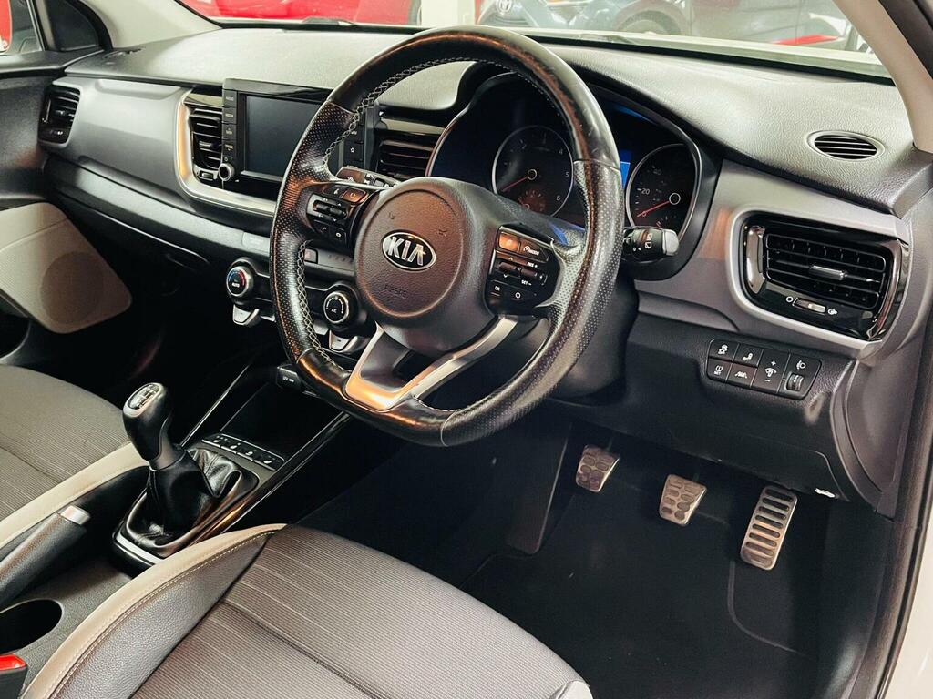 Kia Stonic 2 Isg Black #13