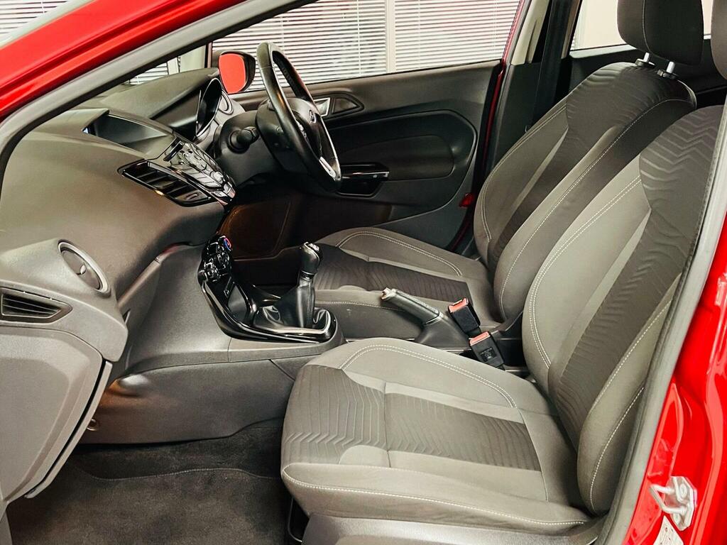 Ford Fiesta Hatchback 1.0T Ecoboost Zetec Euro 6 Ss 20 CN16DHY Red #6