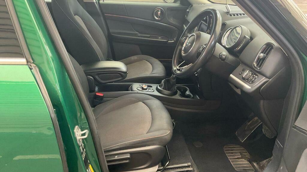 Mini Countryman Suv Black #11