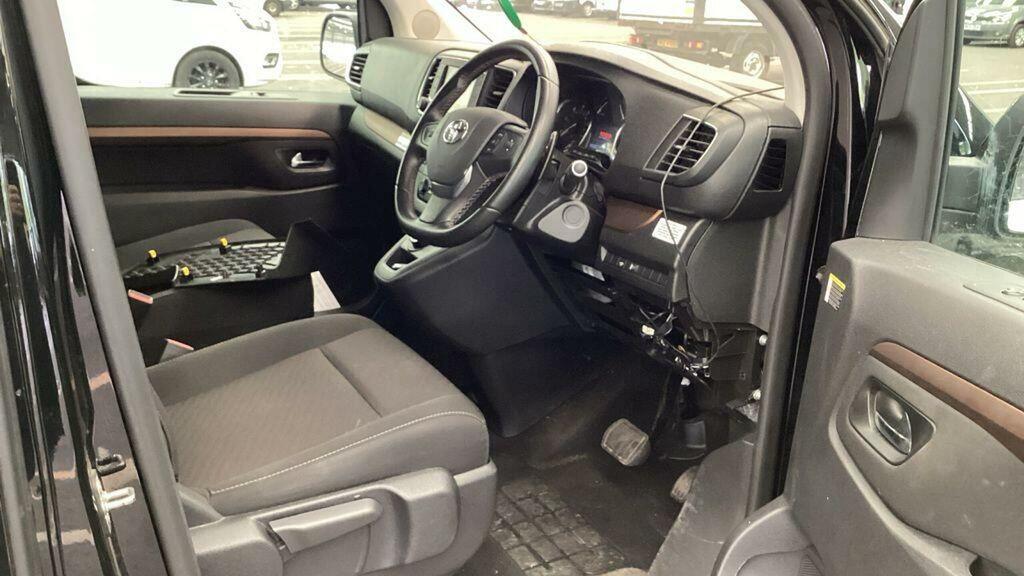 Toyota Proace Verso 2.0D 140 Shuttle Medium Grey #9