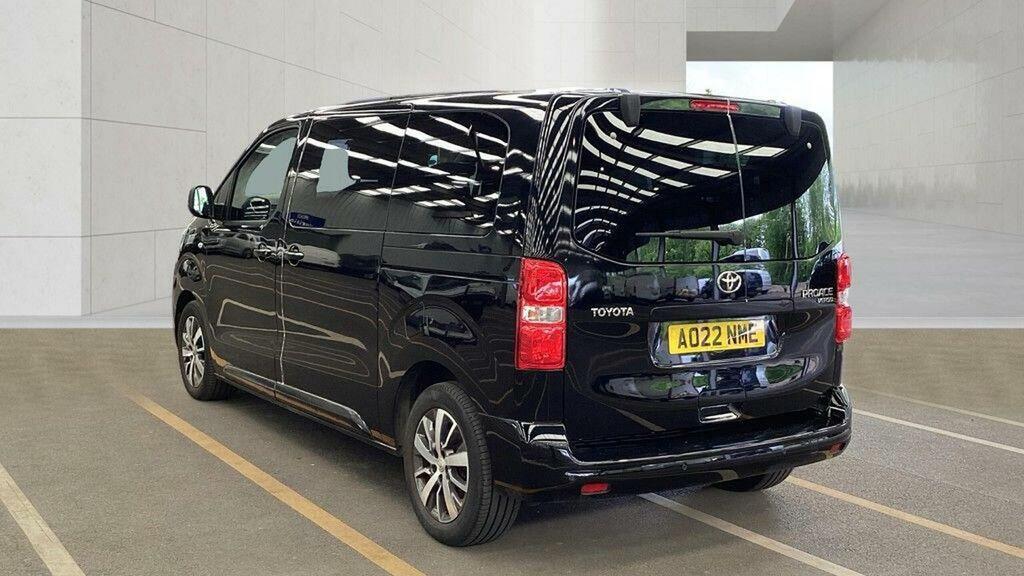 Toyota Proace Verso 2.0D Family Medium Mpv Mwb Euro 6 Ss Black #3