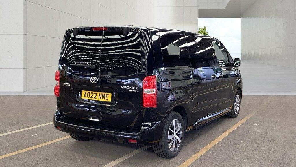 Toyota Proace Verso 2.0D Family Medium Mpv Mwb Euro 6 Ss Black #4