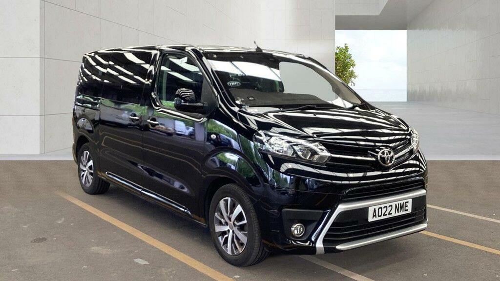 Toyota Proace Verso 2.0D Family Medium Mpv Mwb Euro 6 Ss Black #2