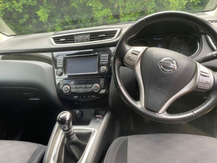 Nissan Qashqai Hatchback  #16