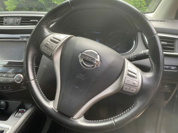 Nissan Qashqai Hatchback  #17