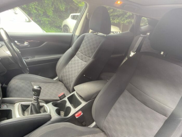 Nissan Qashqai Hatchback  #20