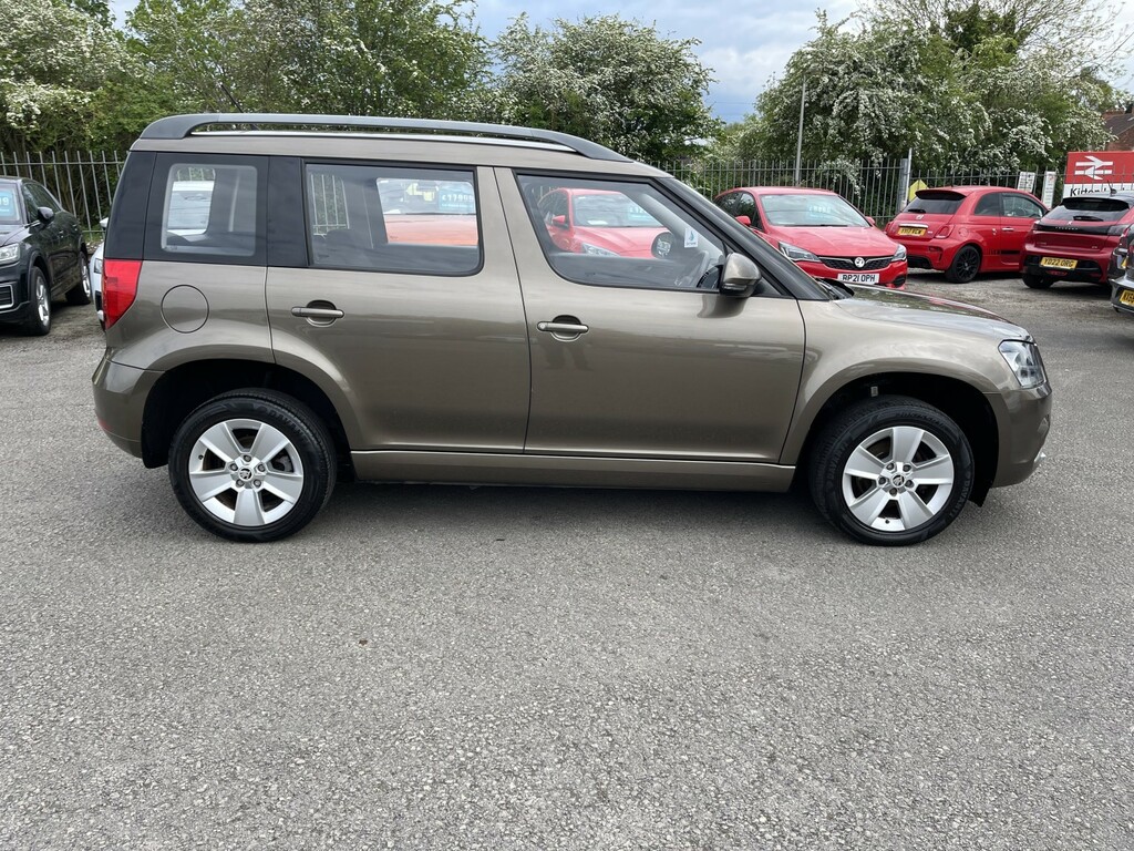 Skoda Yeti 1.2 Tsi S YY14KFT Brown #6