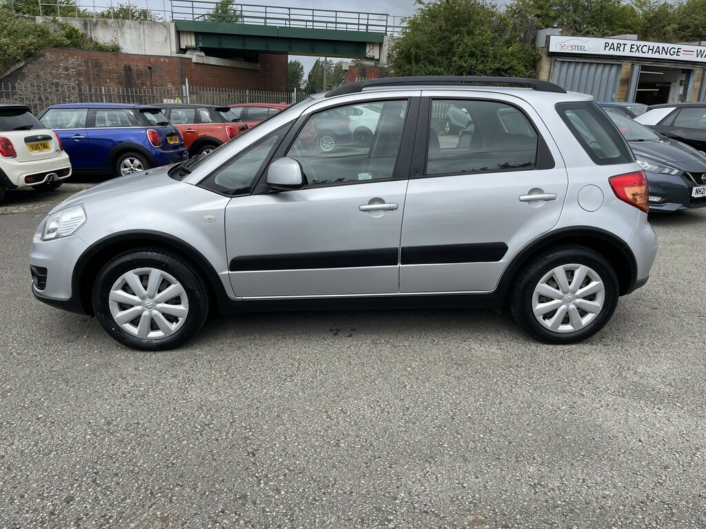 Suzuki SX4 Hatchback Sz3 Red #43