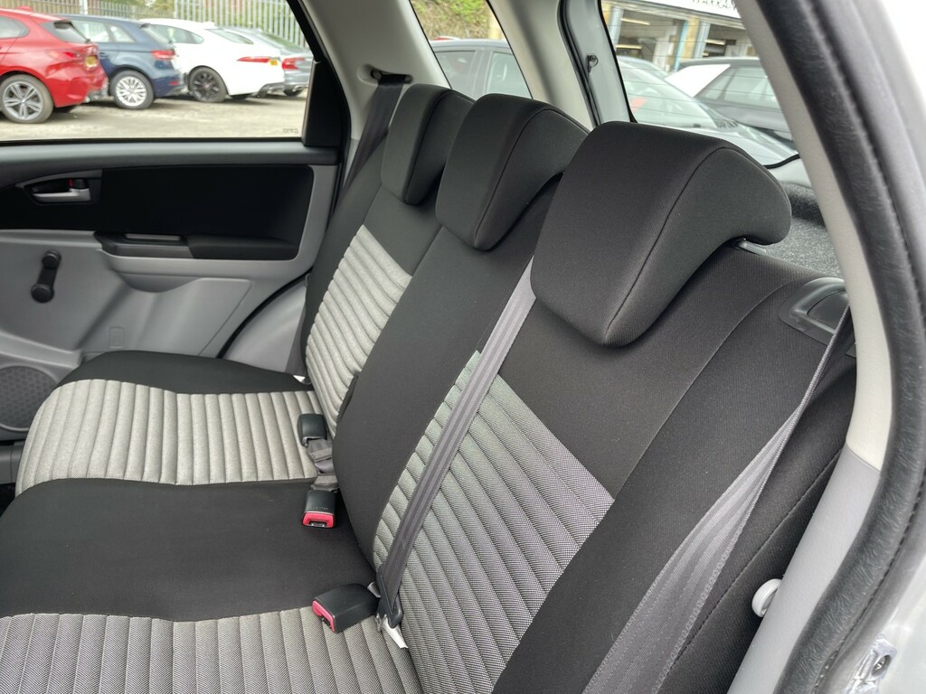 Suzuki SX4 Hatchback Sz3 Red #26